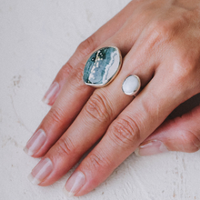 Load image into Gallery viewer, double stones (not ok)