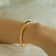 画像をギャラリービューアに読み込む, MIHO MURAKAMI × DANAE "Naga" bangle