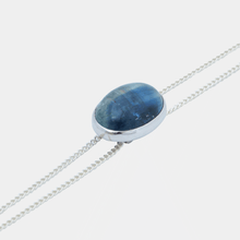 画像をギャラリービューアに読み込む, oval gem loop tie necklace