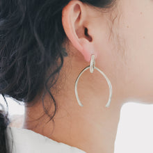 Load image into Gallery viewer, seesaw
