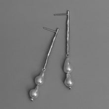 Load image into Gallery viewer, Akoya baroque pearl earrings double
