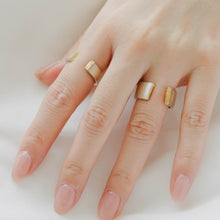 画像をギャラリービューアに読み込む, now ring _ wat
